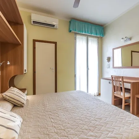 Bamby E Delfino Hotell Gatteo a Mare