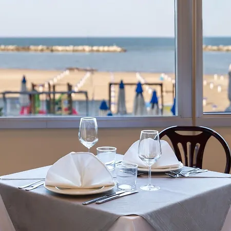 Bamby E Delfino 3* ガッテーオ・ア・マーレ