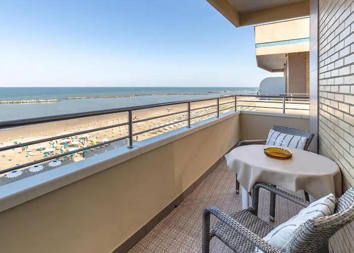 Hotel Bamby E Delfino 3*